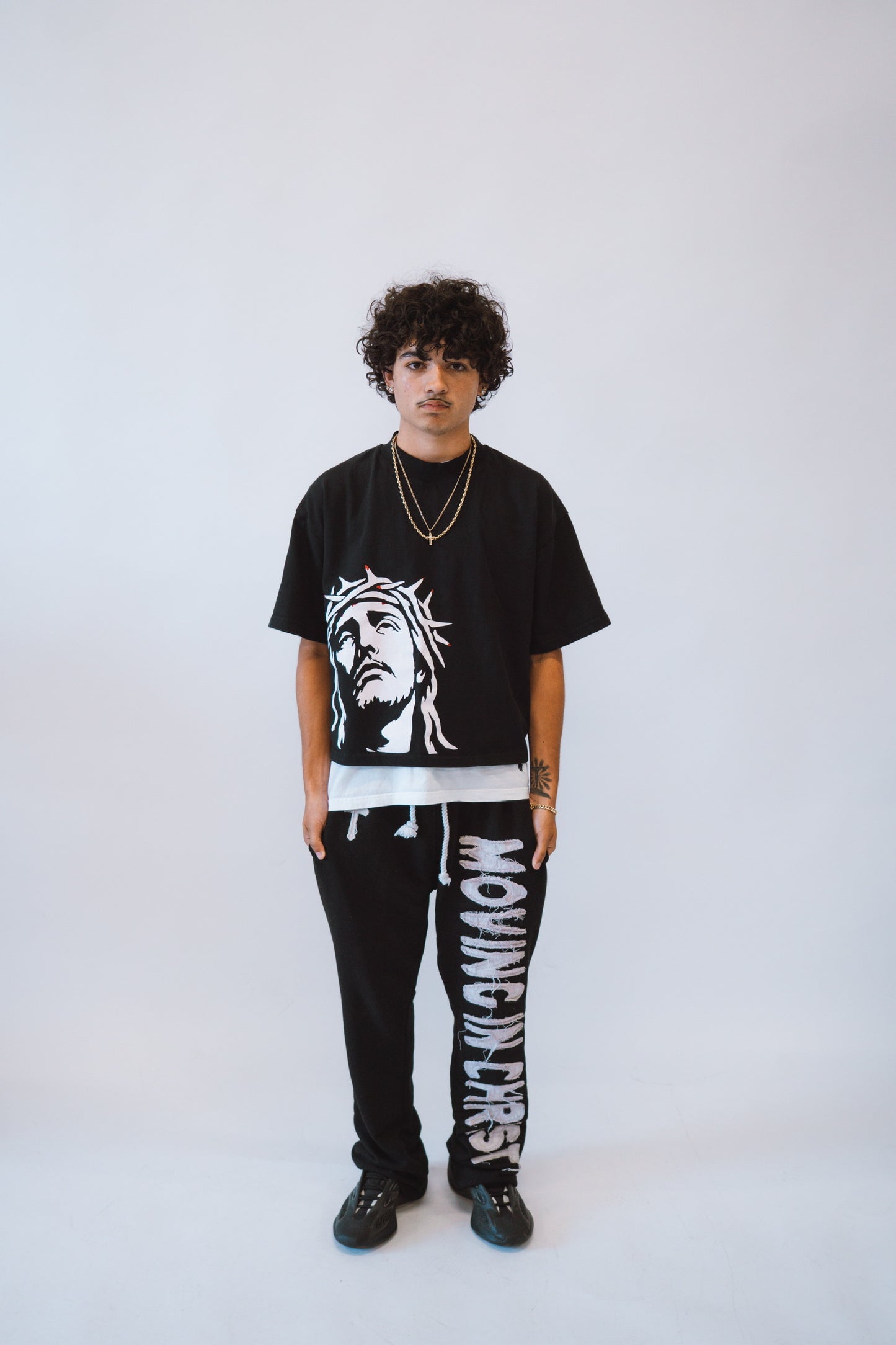"MOVINGINCHRIST" Sweats - BLACK